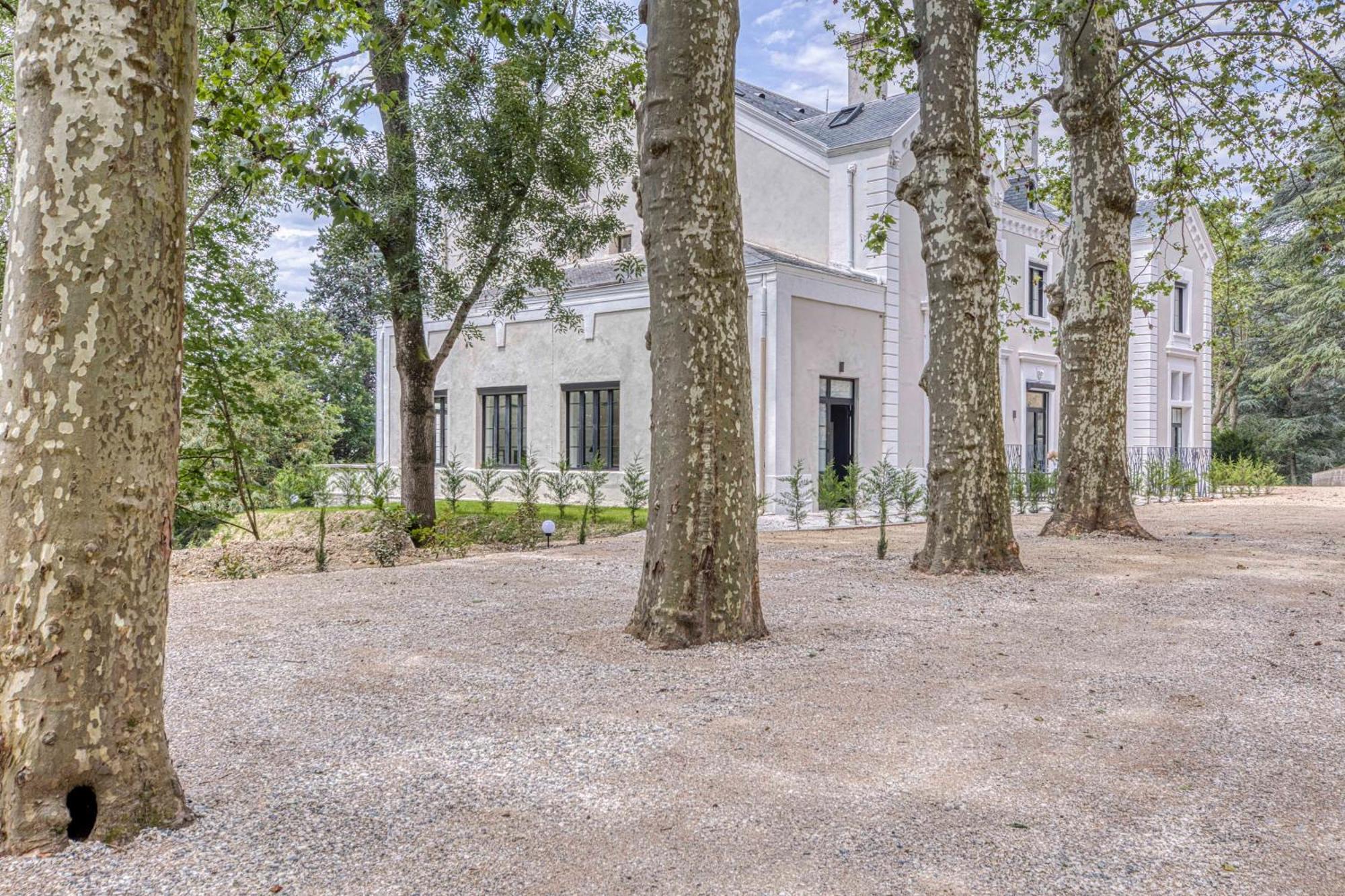 1 - Grand Appartement Spacieux Dans Un Chateau Du 17Eme Siecle, A 15Min De Lyon Vourles Bagian luar foto
